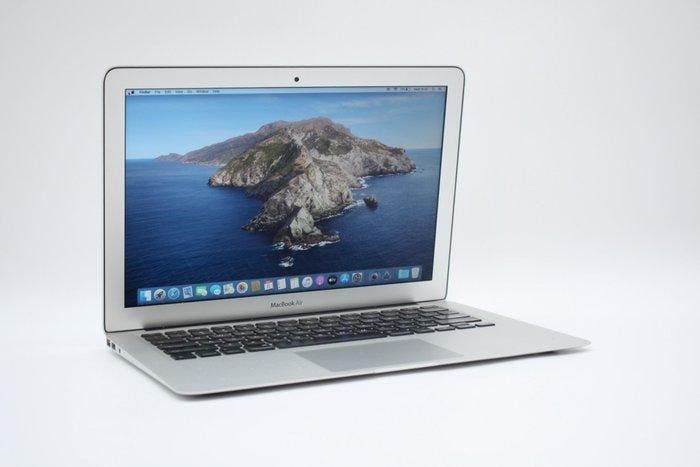 Rare find: Apple MacBook Air 13 inch (Mid 2011) | Core i5, Games en Spelcomputers, Spelcomputers | Overige Accessoires