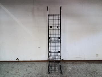 Presentatie display - B40 x D47 x H198 cm, Nieuw in verpakking