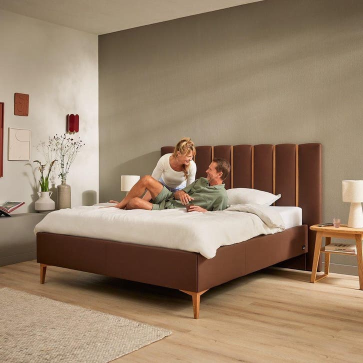 Tempur Design Section Bed - 200 x 200, Huis en Inrichting, Slaapkamer | Boxsprings