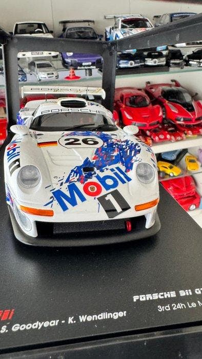 Werk83 1:18 - Modelauto - Porsche 911 GT1 #26 - 3e 24 Uur, Hobby & Loisirs créatifs, Voitures miniatures | 1:5 à 1:12