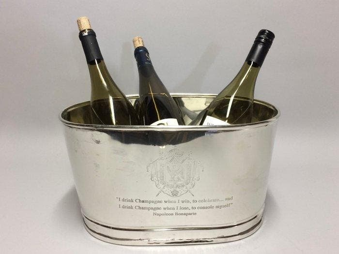 Refroidisseur à vin - avec texte gravé de Lily Bollinger et, Collections, Vins