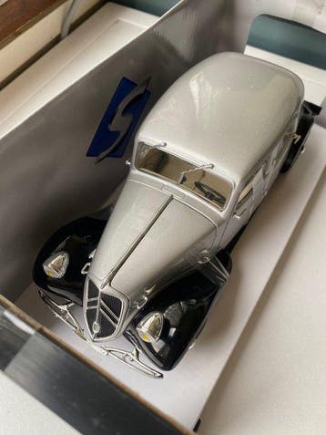 Solido 1:18 - Voiture de sport miniature - Citroën Traction
