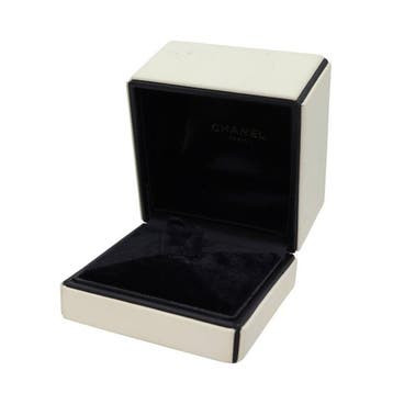 Chanel - Ring - Camélia Ring - 18 karaat Geel goud, Onyx, Nieuw