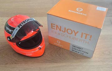 Mercedes - Formule 1 - Michael Schumacher - 2012 - Scale 1/2, Collections