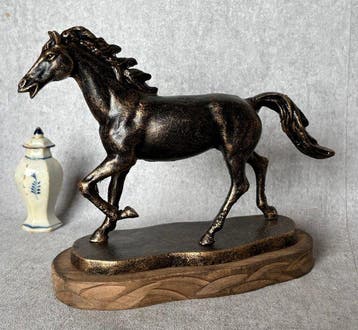Beeld, Galopperend paard 23.5 cm (Zonder Minimumprijs) -