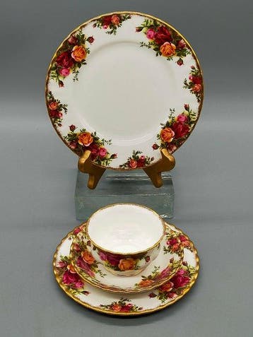 Royal Albert Old Country Roses Gedeck 4-tlg. - Service à thé