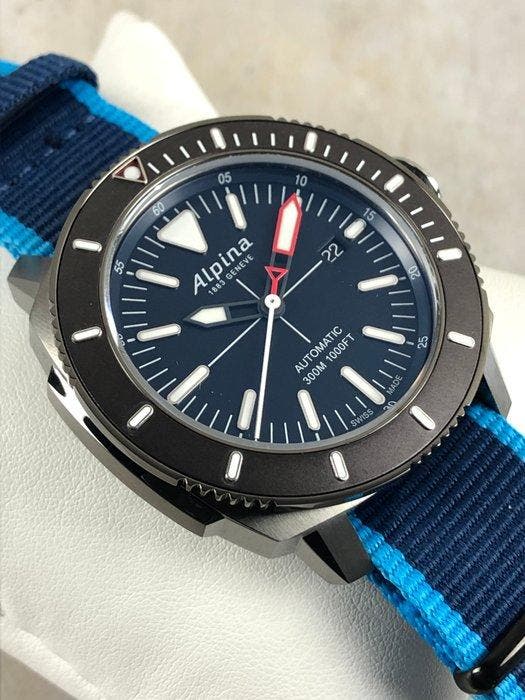 Alpina - Seastrong Collection Diver Gyre Automatic -, Handtassen en Accessoires, Horloges | Heren