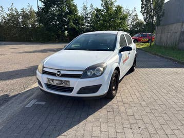 Online veiling - 2004 Opel Astra, Nieuw