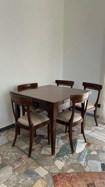 Eettafel - Hout, Wortelnotenhout