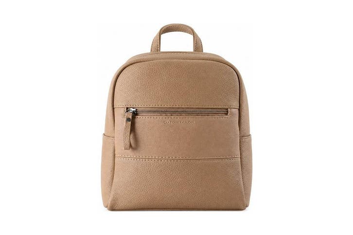 Tom Tailor Rugzak Beige, Handtassen en Accessoires, Tassen | Rugtassen, 25 tot 40 cm, Zo goed als nieuw, 30 tot 45 cm, Verzenden