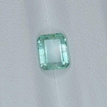 Sans prix de réserve Émeraude - 1.36 ct - International, Nieuw
