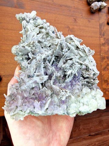 Améthyste Pièces rares Sceptre améthyste, anhydrite, calcite, Collections