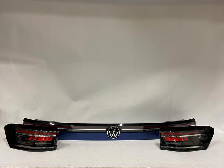 VW Passat B9 3J0 IQ LIGHT HIGHLINE achterlichten set, Autos : Pièces & Accessoires, Éclairage, Envoi
