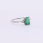 Zonder minimumprijs - Ring Platina - 1.64ct. tw. Smaragd -, Nieuw
