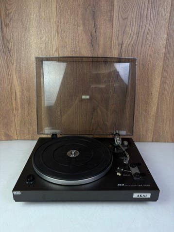 Akai - AP-100C Table tournante