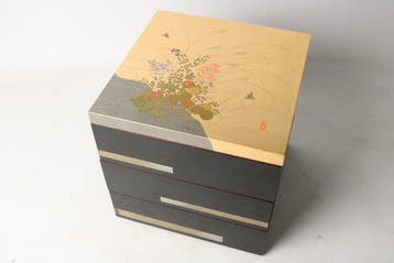Seiken (artist mark) - Doos - Hout - Vogel- en bloemmotief