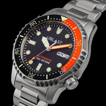 Ublast - Submerged 30 ATM - REF.UBSBM40BKO - Heren - 2026