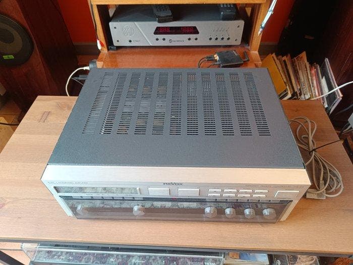 Revox - B 251 Solid state geïntegreerde versterker, TV, Hi-fi & Vidéo, Radios