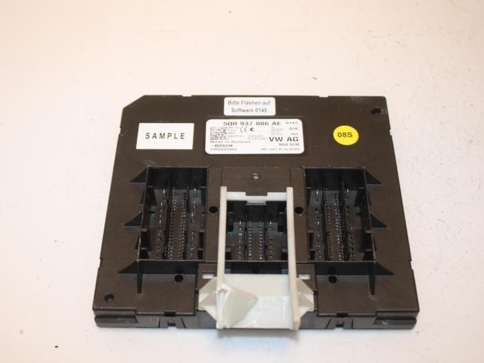 Computer Body Control Volkswagen Passat O76688, Autos : Pièces & Accessoires, Électronique & Câbles