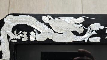 Netsuke display cabinet - China - Midden 20e eeuw (WO II)