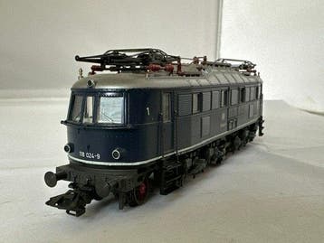 Märklin H0 - 3368 - Locomotive électrique (1) - BR 118 de la, Hobby & Loisirs créatifs