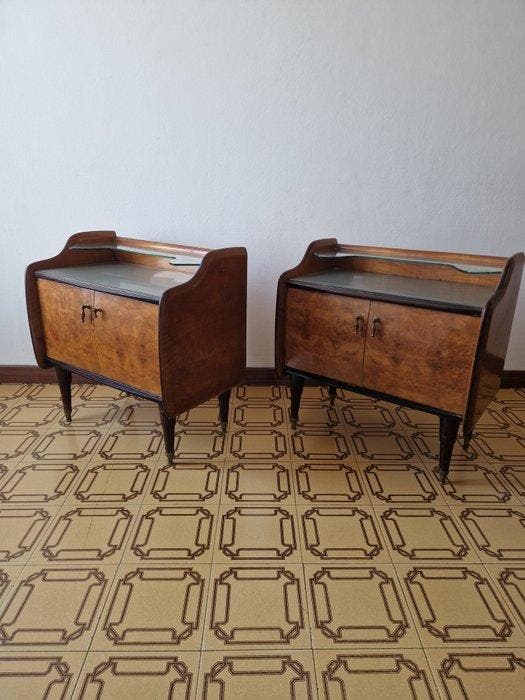 Nachtkastje - Wortelnotenhout - Een paar vintage, Antiquités & Art, Art | Objets design