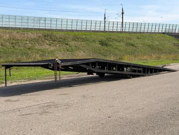 Kruizinga Storax mobiele laadramp laaddock oprijbrug Laadbru, Zakelijke goederen, Ophalen