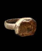Oud-Romeins Romeinse bronzen ring met edelstenen - 100/200
