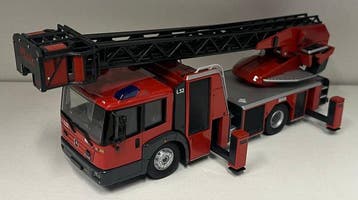 Wiking 1:43 - Camion miniature - Mercedes-Benz Econic, Nieuw