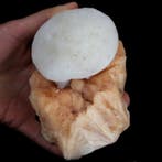 Mesolite et Stilbite - Cristaux sur matrice - Hauteur : 140