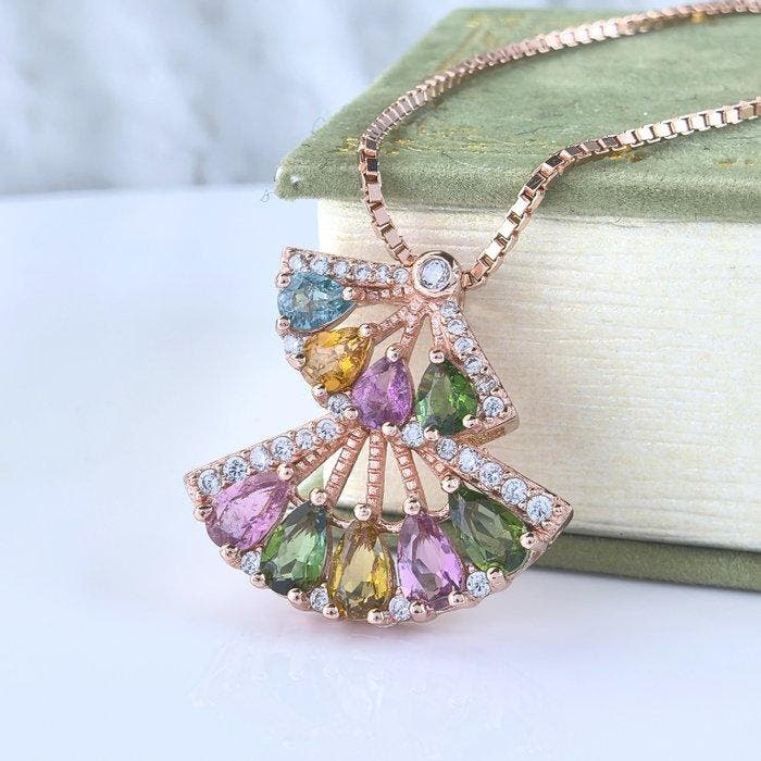 Zonder minimumprijs - Ketting met hanger - 18 karaat Zilver,, Handtassen en Accessoires, Antieke sieraden