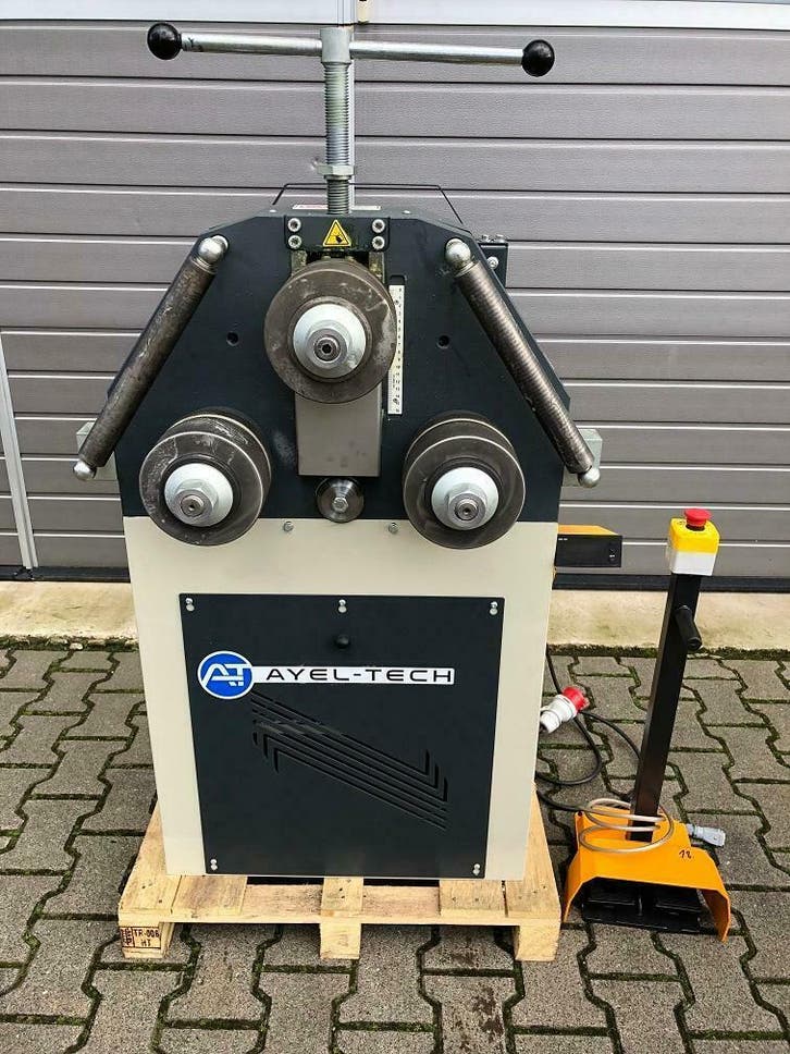 AYEL-TECH profielwals profielenwals, Bricolage & Construction, Outillage | Autres Machines