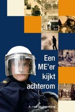 Een MEer kijkt achterom 9789033609299 A. van Stuijvenberg, Verzenden, Gelezen, A. van Stuijvenberg