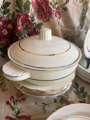 Sarreguemines - Tafelservies (39) - Model Tureen -, Antiquités & Art