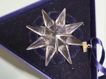 Swarovski - Figurine - Swarovski crystal star ornament 2009