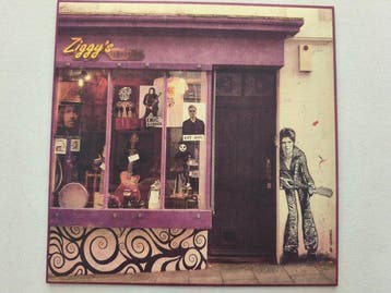 Various Artists (David Bowie tribute) - Ziggys Emporium -