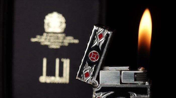 Dunill - Rare Model Engraving Pattern Rollagas Lighter -, Collections, Articles de fumeurs, Briquets & Boîtes d'allumettes