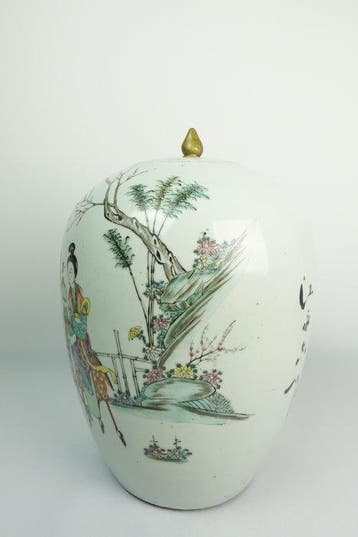Famille Rose Ladies & Poetry Melon-Form Jar - Porselein -