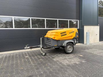 Veiling: Compressor Atlas Copco XAS37 Diesel 7bar 2013, Articles professionnels, Machines & Construction | Pompes & Compresseurs