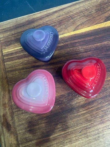 Le Creuset - Marmite (3) - Ramequin cœur mini - Grès,, Antiquités & Art