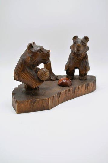 Decoratief ornament - Zwitserland - Beer die aan het