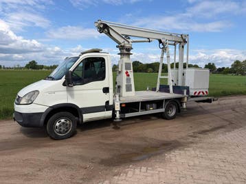 Veiling: Kraanwagen Iveco Daily 40 C15 Met Hoogwerker Tecchi