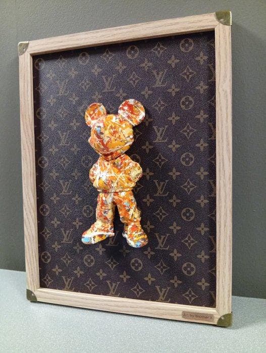 Brother X - Framed urban Mickey Mouse by Louis Vuitton, Antiek en Kunst, Kunst | Designobjecten