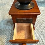 Koffiemolen - Koffiemolen (handmatig) “Antieke koffiemolen”