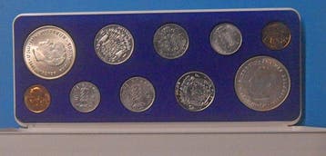 Belgique. Sets 1975 , 1976 ( met 2X zilveren 250 Fr = 41.5