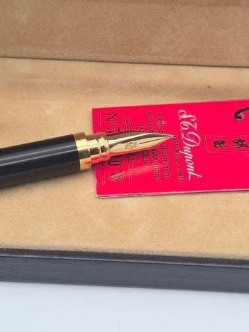S.T. Dupont - Pluma estilografica st dupont laque de chine