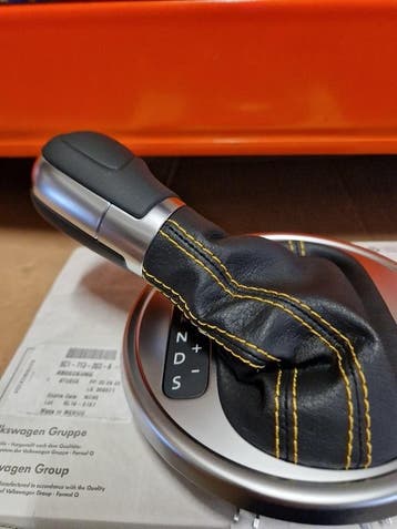 Pookknop VW Beetle 2012-2019 Origineel Nieuw MDN (Interieur), Verzenden