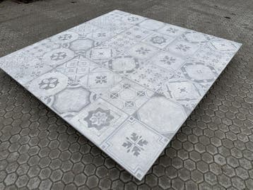 Veiling - 51,2 M2 Keramische Tegel Italian Decor 80x80x2 Cm, Nieuw