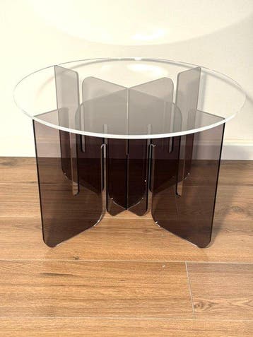 Mrn.D - Fumè - Table basse - plexiglas