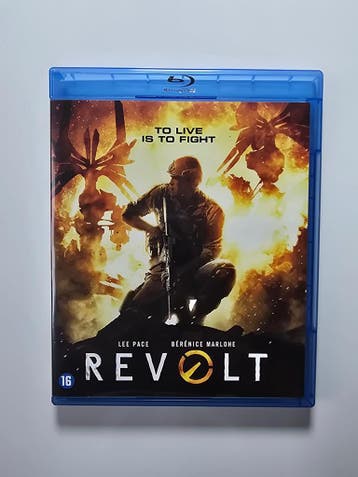 REVOLT (BLURAY), Gebruikt